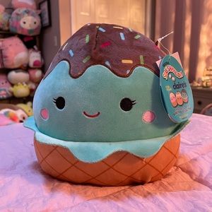 NWT Squishmallows Maya the Mint Ice Cream 6 in